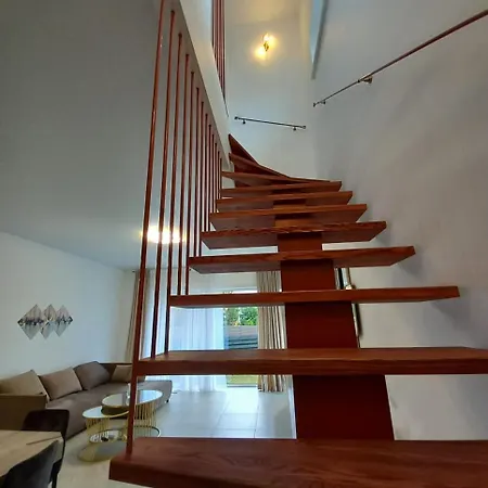 Town House Ii دروسكينينكاي