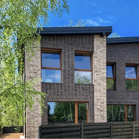 Town House Ii * دروسكينينكاي