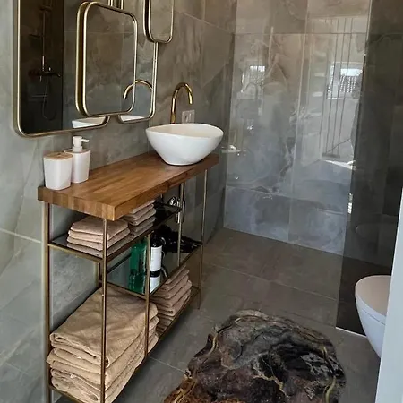 Town House Ii Дом отдыха *